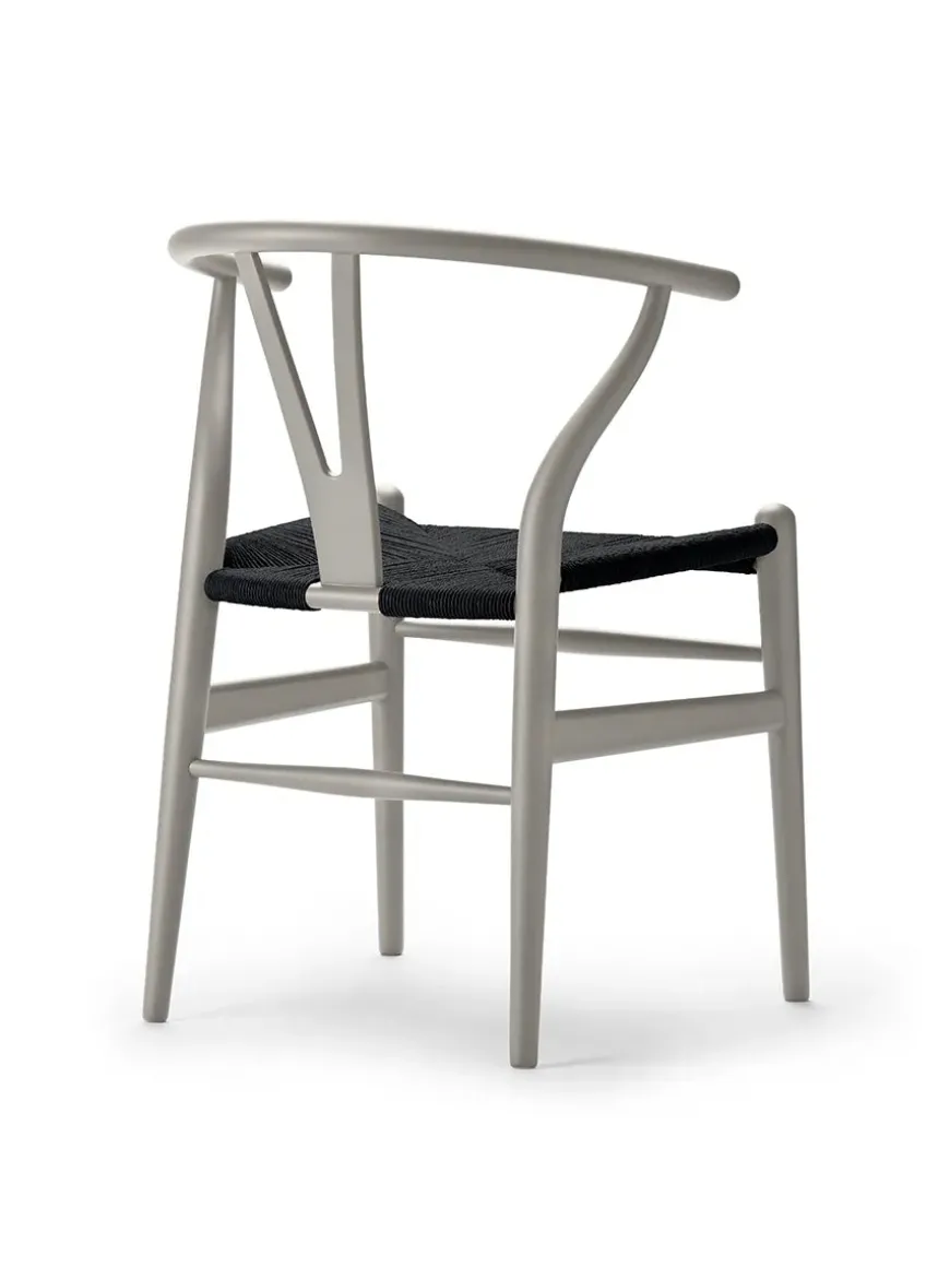Y-stol CH24 Soft Anthracite Grey med sort flet af Hans J. Wegner