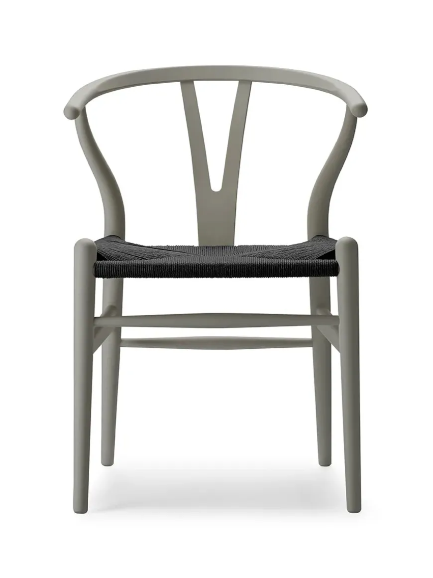 Y-stol CH24 Soft Black med sort flet af Hans J. Wegner