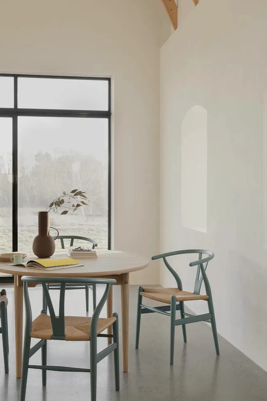 Y-stol CH24 Soft Hollyhock af Hans J. Wegner