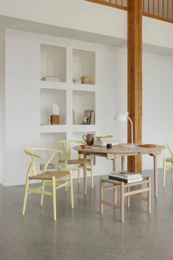 Y-stol CH24 Soft Orange Red af Hans J. Wegner