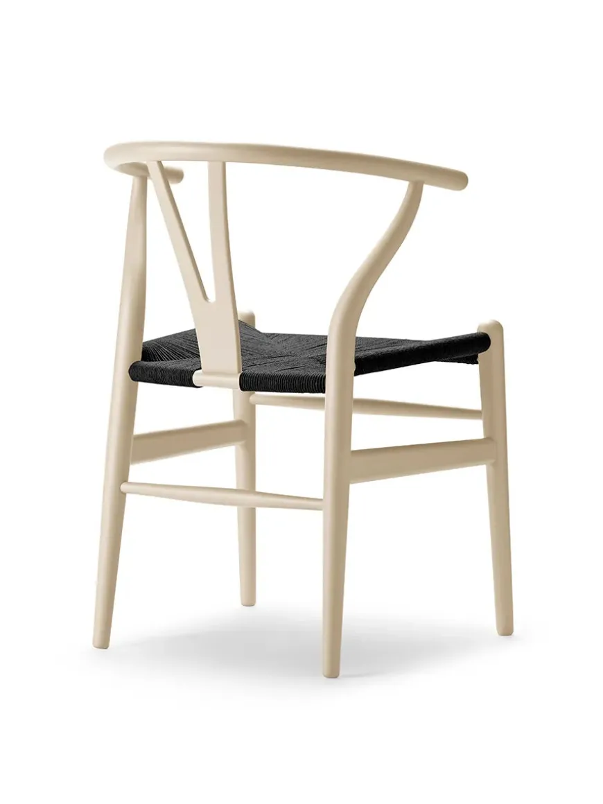 Y-stol CH24 Soft Terracotta med sort flet af Hans J. Wegner