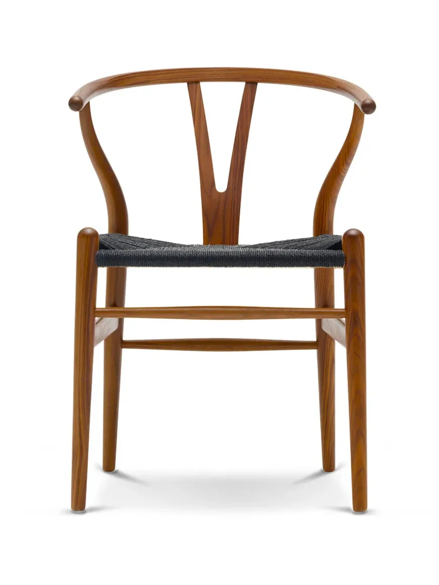Y-stol CH24, Valnød lak med sort flet af Hans J. Wegner